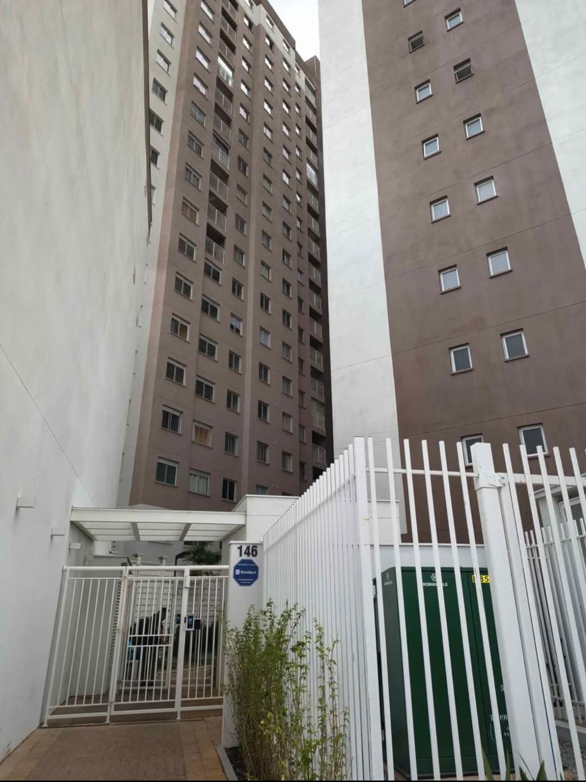 Apartamento 2 dorms — Parque Industrial Tomas Edson, para alugar