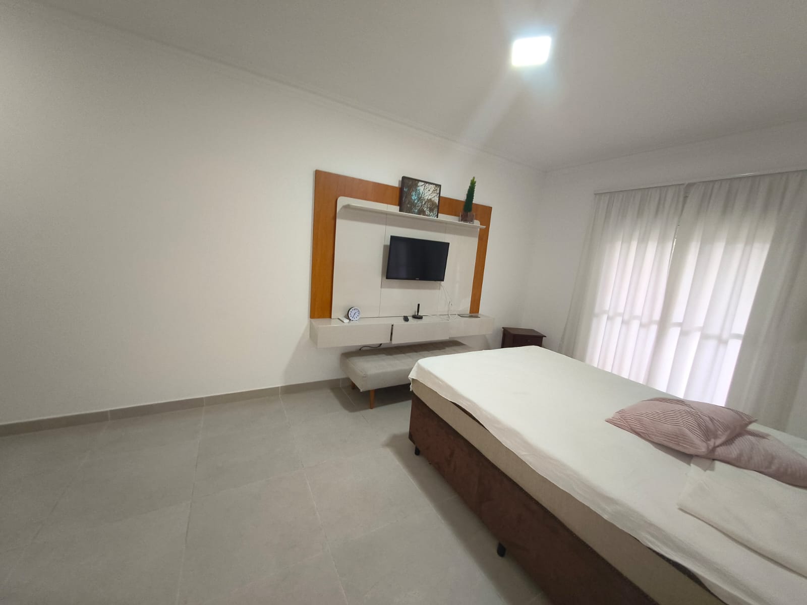 Sobrado mobiliado com 3 suítes  – Rua Bartolomeu Faria, 236